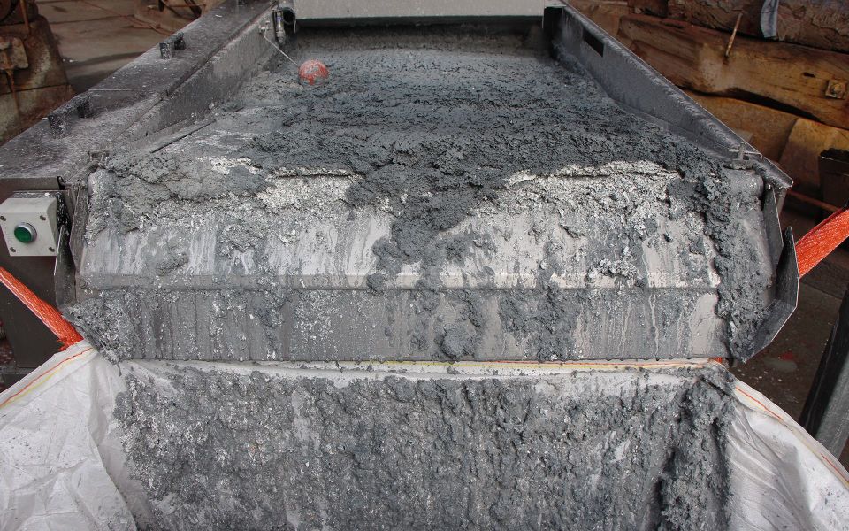 Base Filtre 50, 50 l/dak, 80 °C, Filtre Alanı 1,6 m x 1 m, 400 V/50 Hz/16 A, 5 m, 264 x 158 x 187 mm, 822 kg